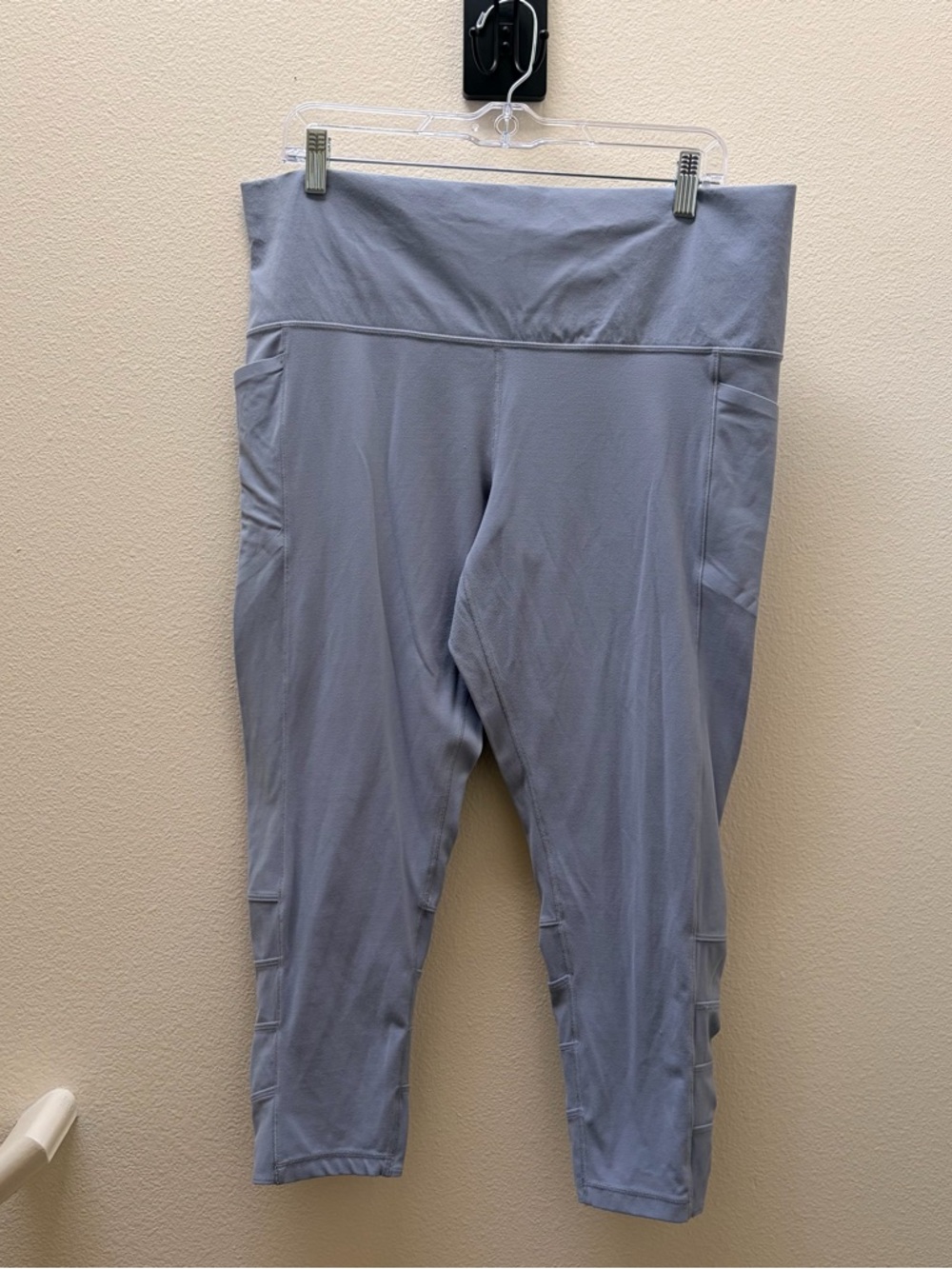 Athleta Salutation Stash Pocket Cinch Leggings 7/8 Blue 2X